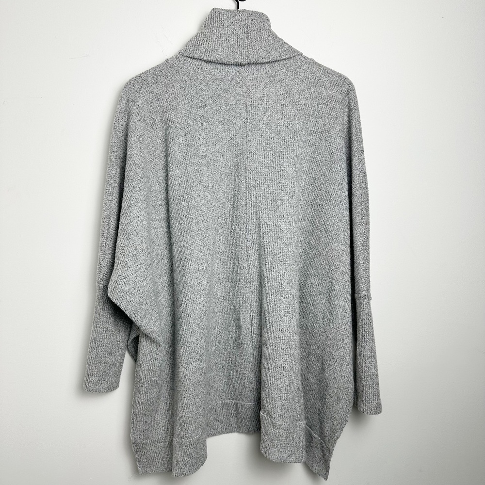 CHERISH TURTLE NECK OVERSIZED SWEATER - Picture 3 of 5